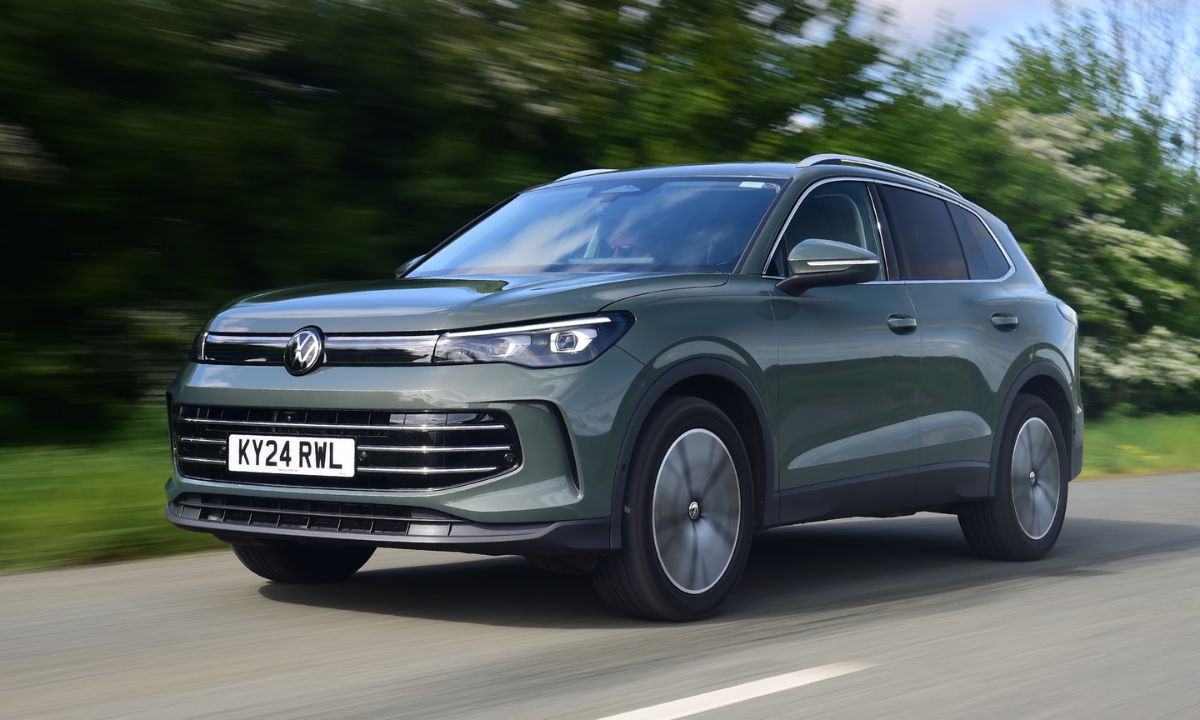 Volkswagen Tiguan के बेस वेरिएंट को घर लाने के लिए कितना खर्च होगा? जानें EMI की पूरी जानकारी