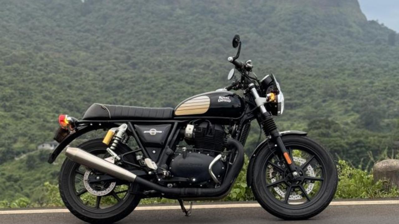 Royal Enfield Interceptor 650: पावरफुल इंजन और क्लासिक लुक्स वाली दमदार बाइक